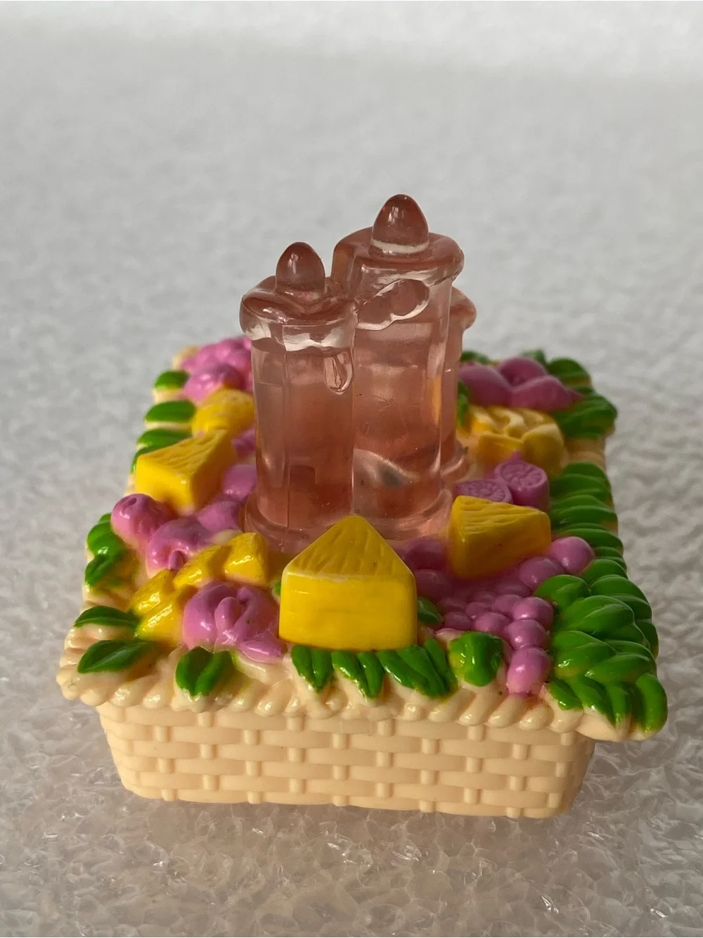 Vintage BARBIE Mattel 1999 Toy Light Up Candle Fruit Cake Centerpiece - Works